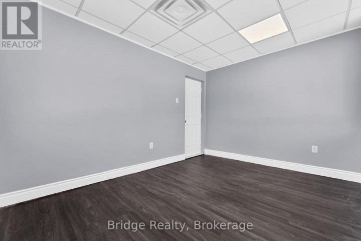 Photo 23 at 290 Dundas Street, Woodstock - North, Woodstock