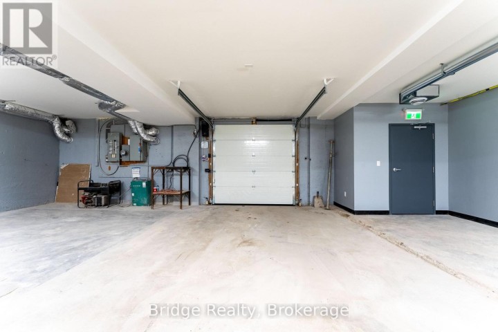Photo 32 at 290 Dundas Street, Woodstock - North, Woodstock