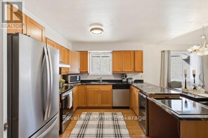 Photo 11 at 573 Sales Drive, Woodstock - South, Woodstock