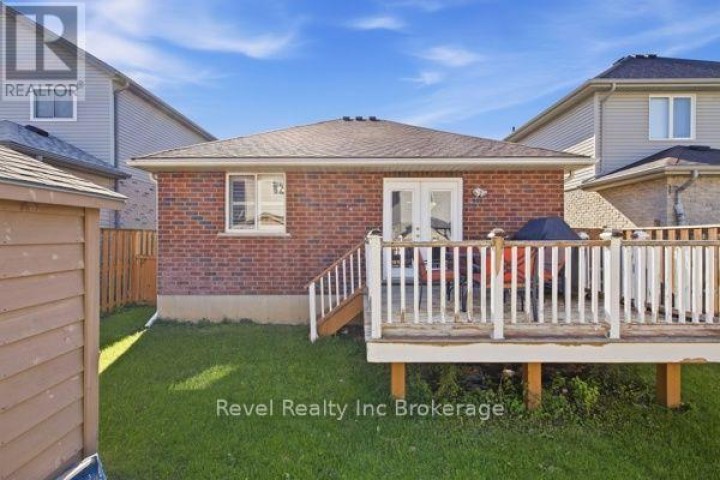 Photo 31 at 573 Sales Drive, Woodstock - South, Woodstock