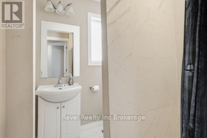 Photo 7 at 573 Sales Drive, Woodstock - South, Woodstock