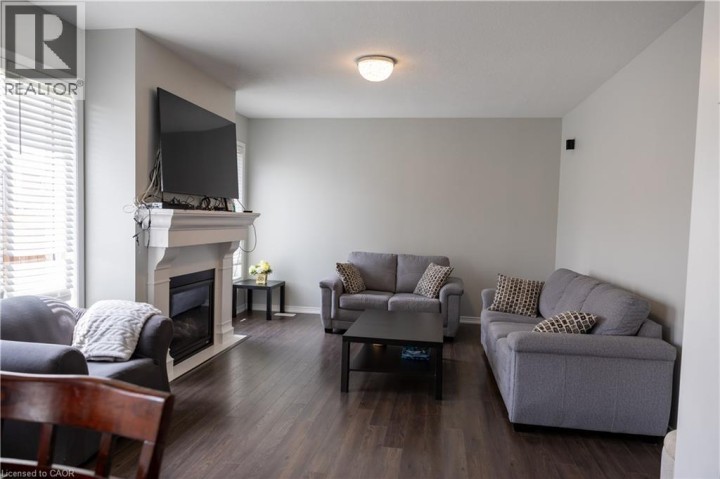 Photo 8 at 20 Gillespie Drive, Empire South, Brantford