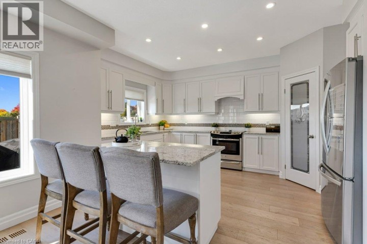 Photo 14 at 27 Irongate Drive, Innerkip (Victoria Park), Woodstock