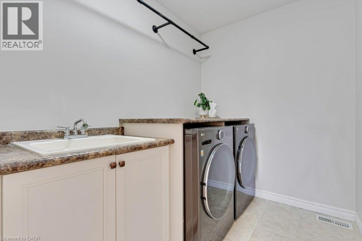 Photo 36 at 27 Irongate Drive, Innerkip (Victoria Park), Woodstock