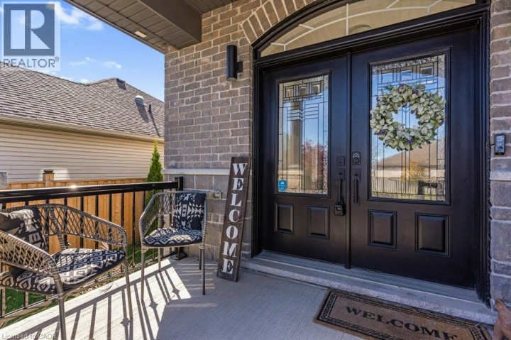 Photo 3 at 27 Irongate Drive, Innerkip (Victoria Park), Woodstock