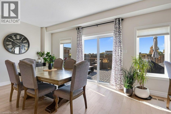 Photo 11 at 27 Irongate Drive, Innerkip (Victoria Park), Woodstock