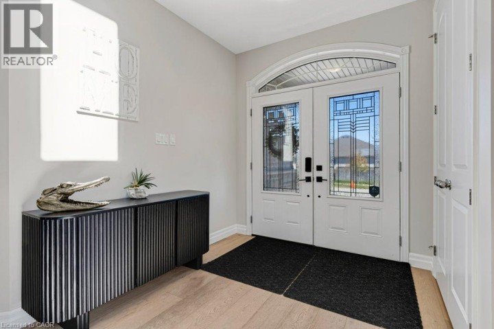 Photo 4 at 27 Irongate Drive, Innerkip (Victoria Park), Woodstock