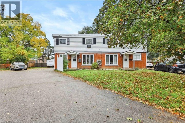 Photo 1 at 23 Brenda Court, North Park / Wood St., Brantford