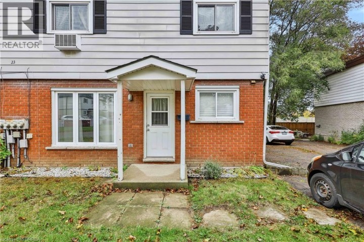 Photo 10 at 23 Brenda Court, North Park / Wood St., Brantford