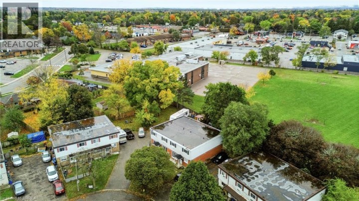 Photo 18 at 23 Brenda Court, North Park / Wood St., Brantford