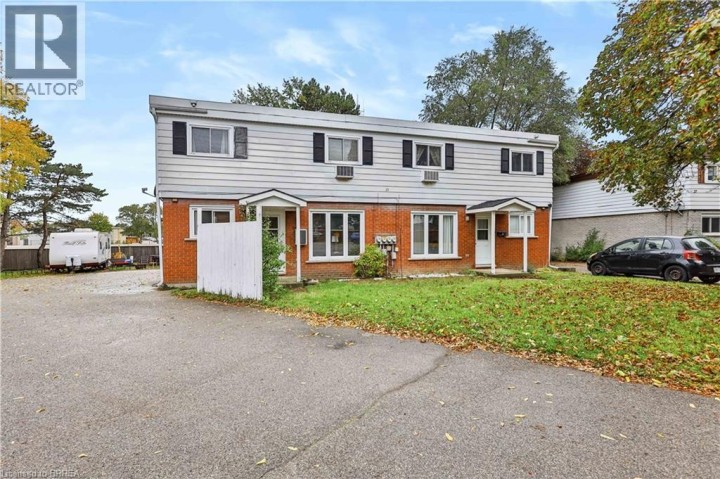 Photo 4 at 23 Brenda Court, North Park / Wood St., Brantford