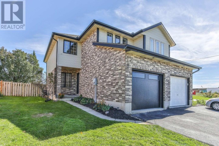 Photo 1 at 1106 Nellis Street, Woodstock - North, Woodstock