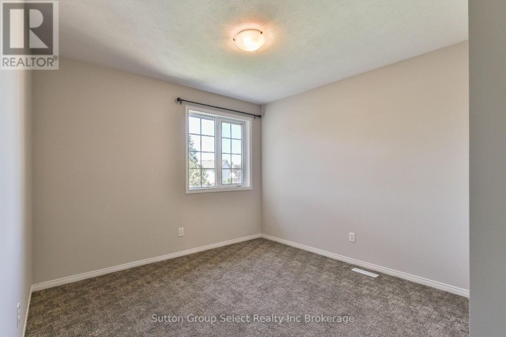 Photo 20 at 1106 Nellis Street, Woodstock - North, Woodstock