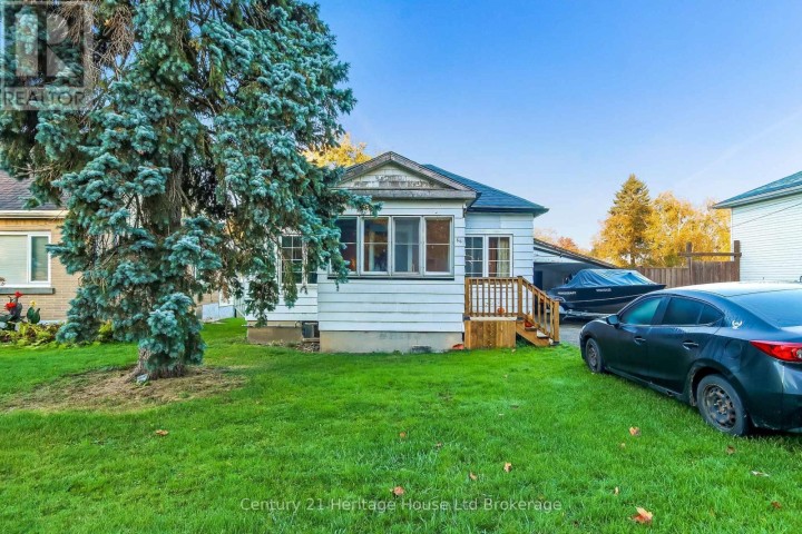 Photo 1 at 66 Bee Street, Woodstock - South, Woodstock