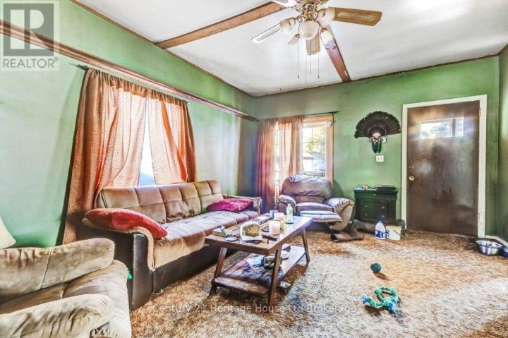 Photo 7 at 66 Bee Street, Woodstock - South, Woodstock