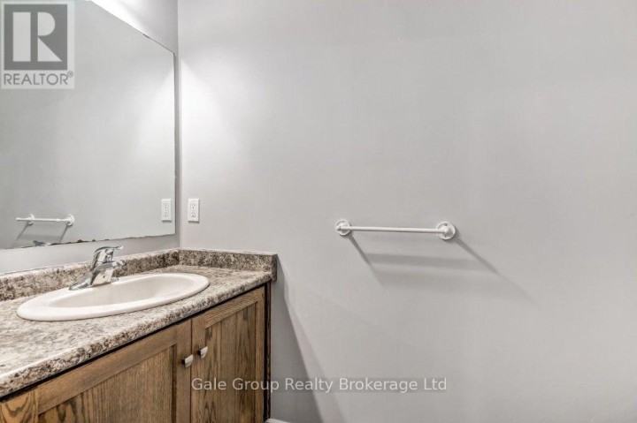 Photo 12 at 724 Garden Court, Woodstock - North, Woodstock