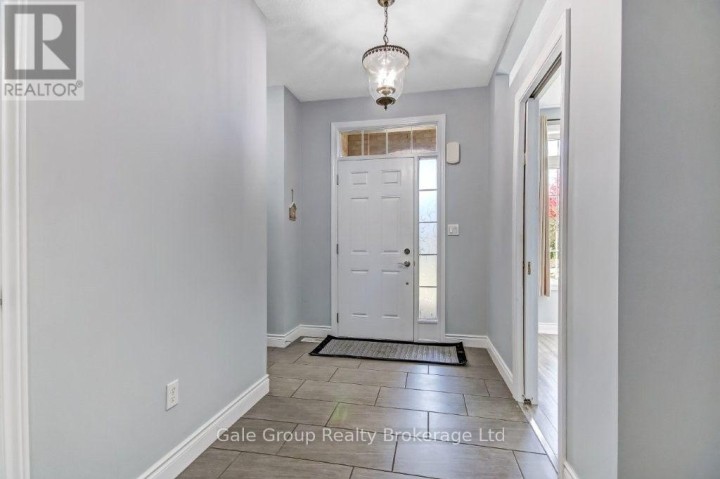 Photo 2 at 724 Garden Court, Woodstock - North, Woodstock