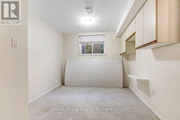 Photo 22 at 724 Garden Court, Woodstock - North, Woodstock