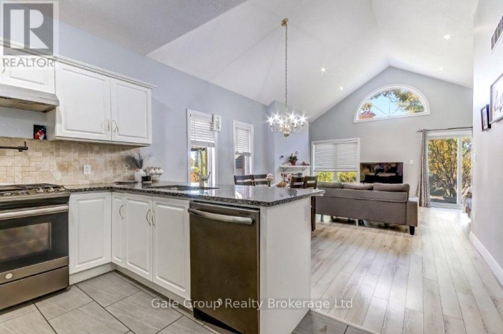 Photo 6 at 724 Garden Court, Woodstock - North, Woodstock