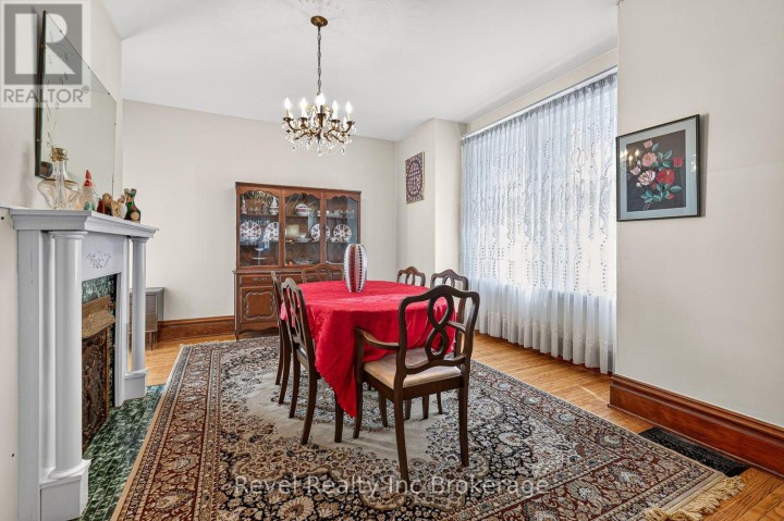 Photo 14 at 596 King Street, Woodstock - South, Woodstock
