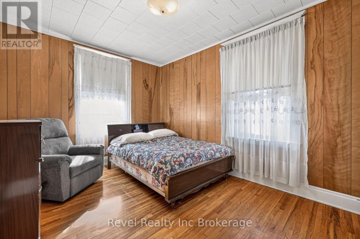 Photo 20 at 596 King Street, Woodstock - South, Woodstock