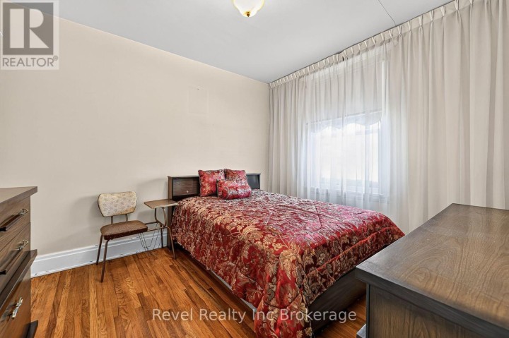 Photo 22 at 596 King Street, Woodstock - South, Woodstock