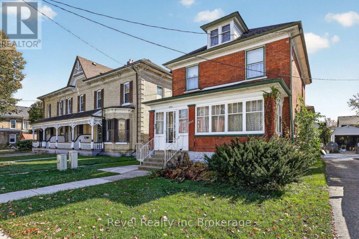 Photo 3 at 596 King Street, Woodstock - South, Woodstock