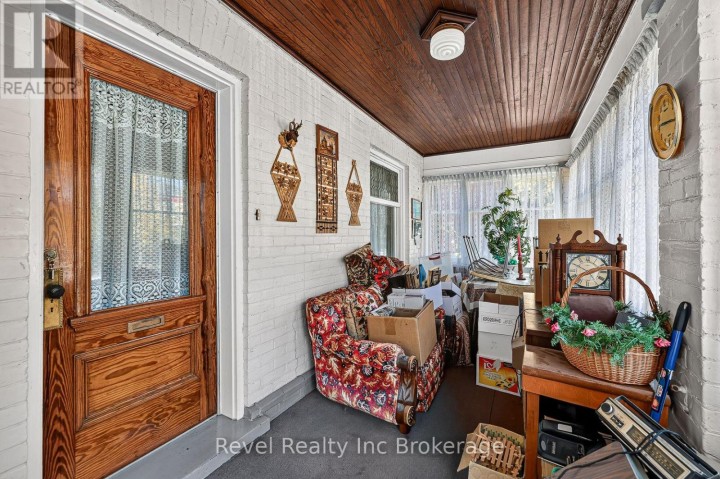 Photo 6 at 596 King Street, Woodstock - South, Woodstock