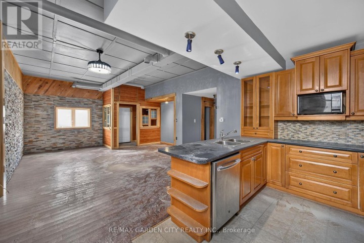 Photo 7 at 192 N Townline Street, St. Williams, Norfolk County