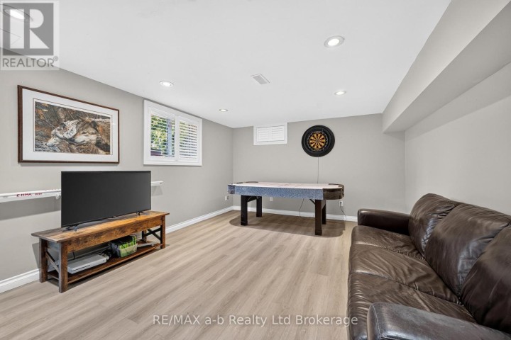 Photo 25 at 269 Ferncrest Road, Woodstock - North, Woodstock