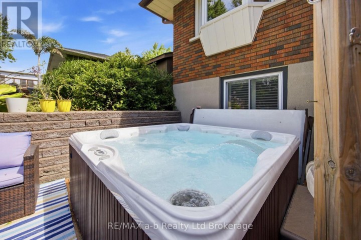 Photo 28 at 269 Ferncrest Road, Woodstock - North, Woodstock