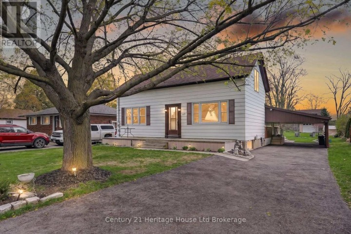 Photo 1 at 69 Bee Street, Woodstock - South, Woodstock