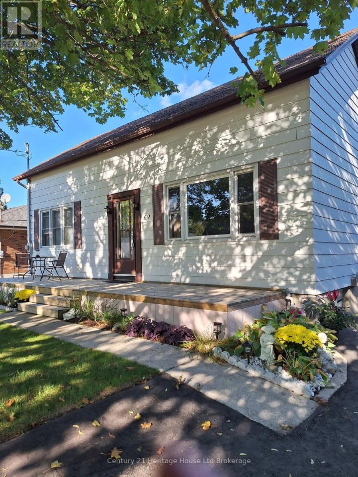 Photo 40 at 69 Bee Street, Woodstock - South, Woodstock