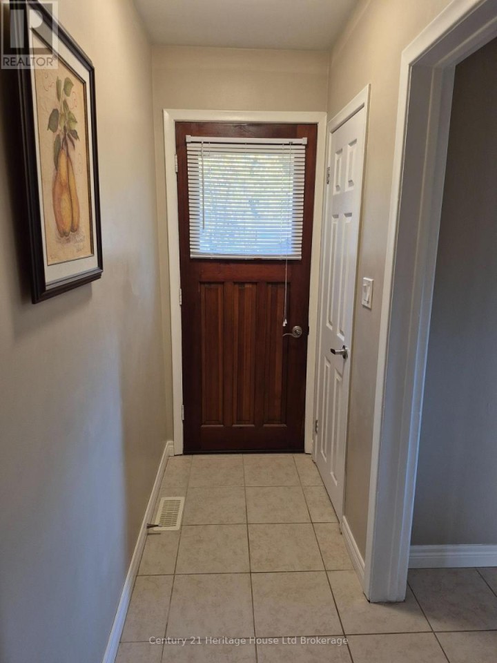Photo 12 at 200 Delatre Street, Woodstock - North, Woodstock