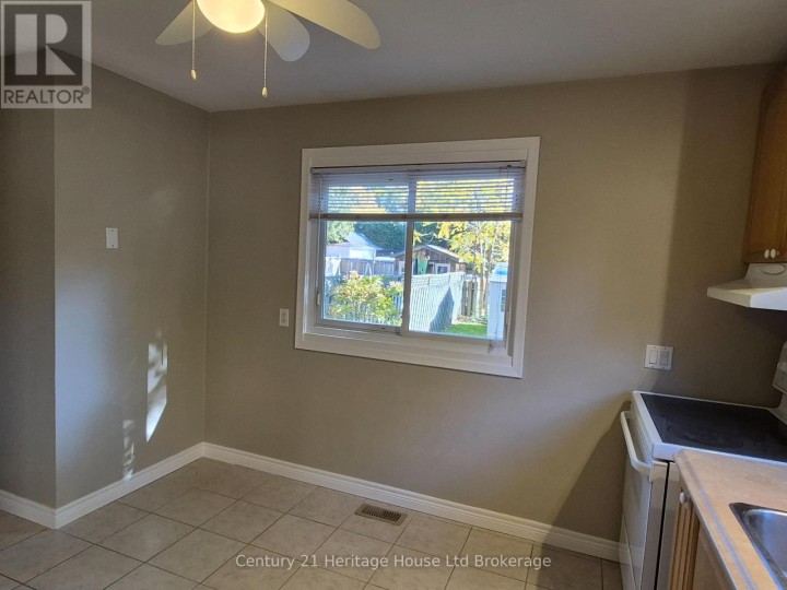 Photo 9 at 200 Delatre Street, Woodstock - North, Woodstock