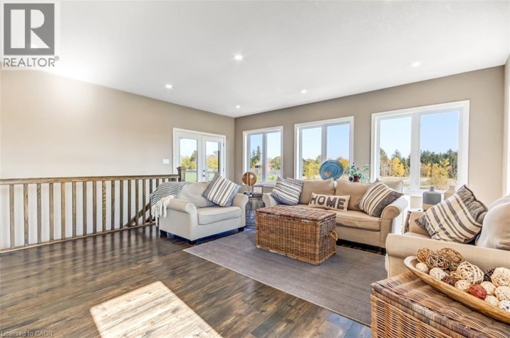 Photo 13 at 30 Whiting Drive, Innerkip (Victoria Park), Woodstock