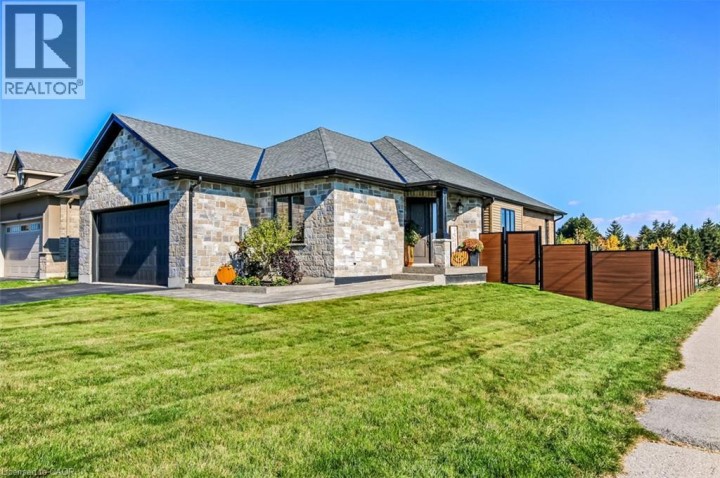 Photo 3 at 30 Whiting Drive, Innerkip (Victoria Park), Woodstock