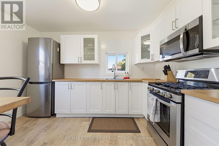 Photo 7 at 71 Brown Street, Port Dover, Norfolk County