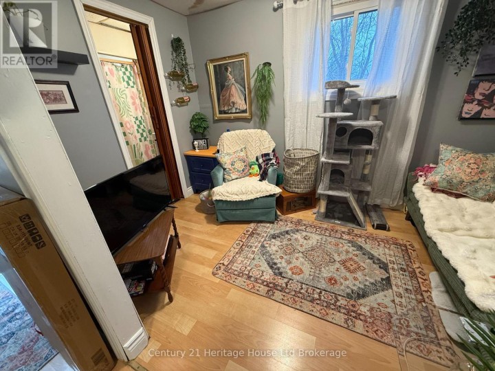 Photo 11 at 81 Givins Street, Woodstock - North, Woodstock