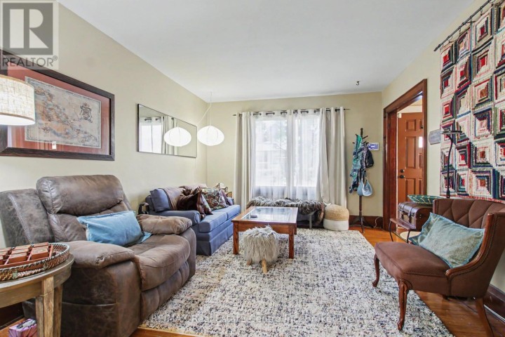 Photo 7 at 106 N Victoria Street, Woodstock - North, Woodstock