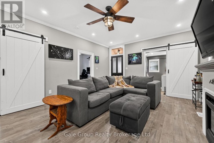 Photo 16 at 655 College Avenue, Woodstock - South, Woodstock
