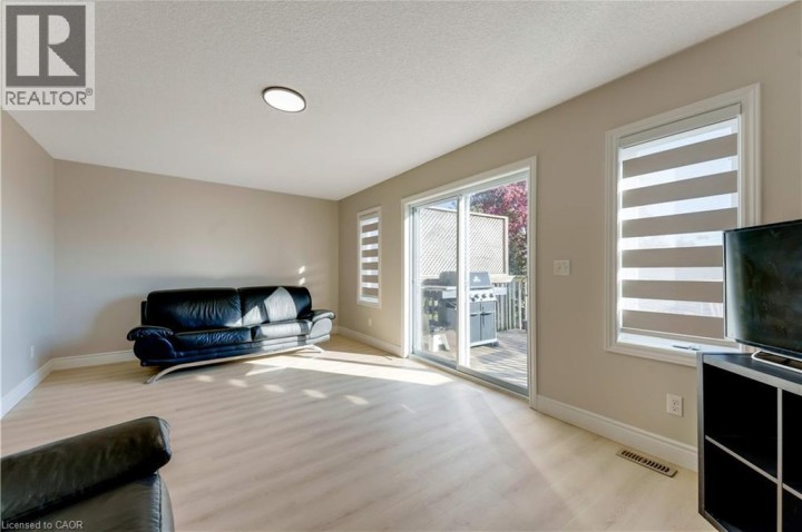 Photo 13 at 639 Crawford Crescent, Woodstock - South, Woodstock