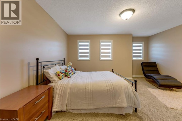 Photo 19 at 639 Crawford Crescent, Woodstock - South, Woodstock
