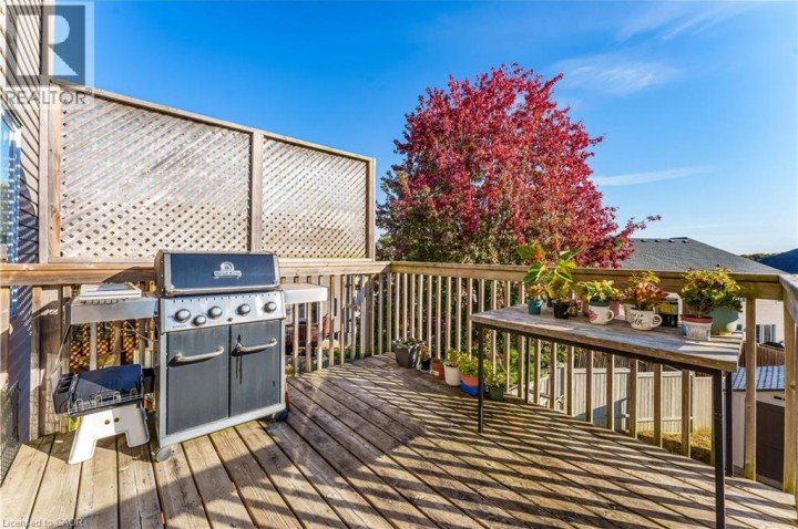 Photo 36 at 639 Crawford Crescent, Woodstock - South, Woodstock