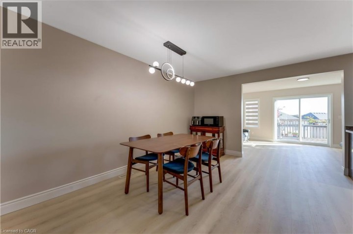 Photo 10 at 639 Crawford Crescent, Woodstock - South, Woodstock