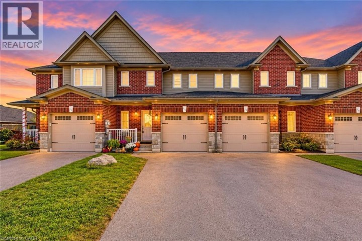 Photo 3 at 639 Crawford Crescent, Woodstock - South, Woodstock