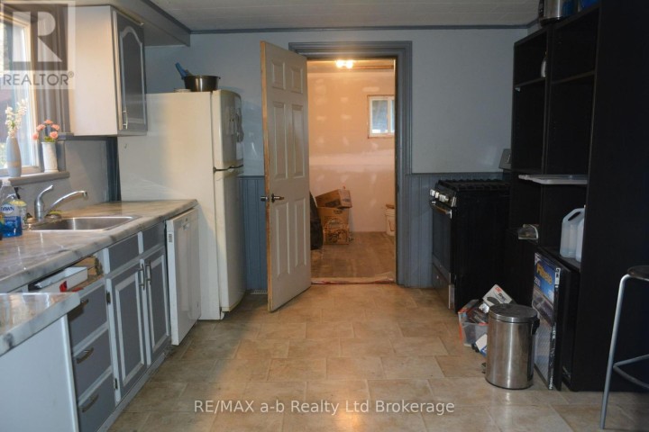 Photo 11 at 183 E Charles Street, Ingersoll - South, Ingersoll