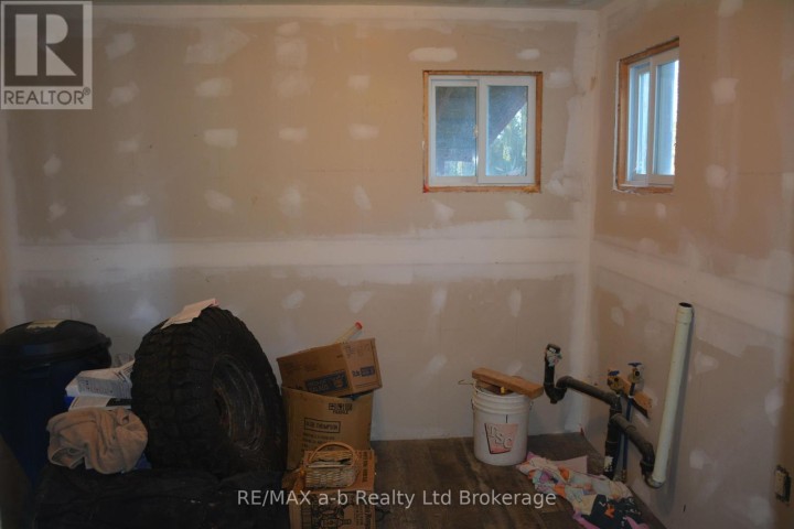 Photo 12 at 183 E Charles Street, Ingersoll - South, Ingersoll