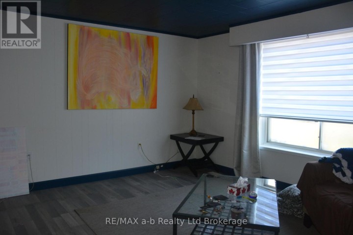 Photo 14 at 183 E Charles Street, Ingersoll - South, Ingersoll
