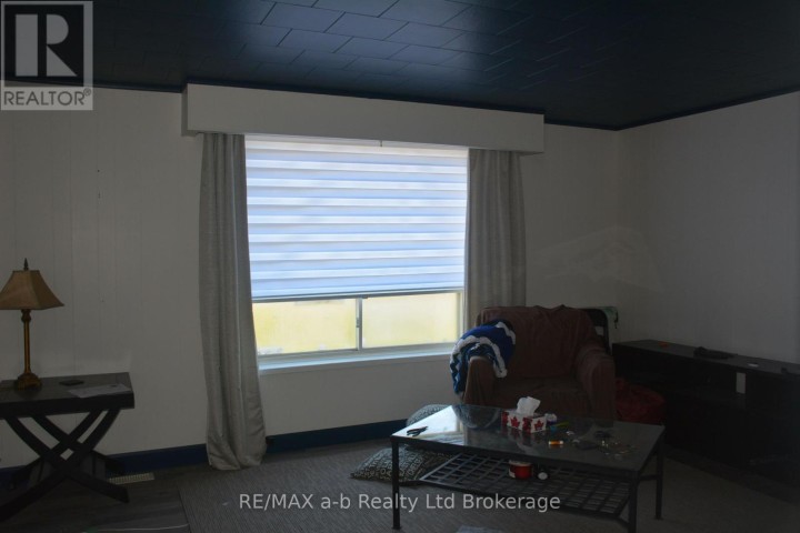 Photo 15 at 183 E Charles Street, Ingersoll - South, Ingersoll